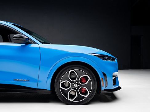 Used 2021 Ford Mustang Mach-E GT image 36