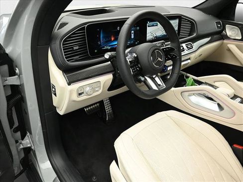 New 2026 Mercedes-Benz GLS 63 AMG 4MATIC image 8