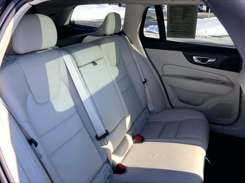 Used 2026 Volvo V60 B5 Cross Country Plus w/ Protection Package Premier image 20