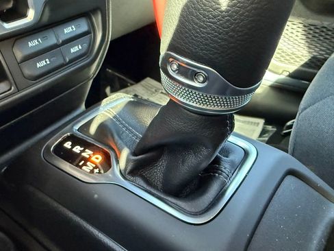 New 2025 Jeep Gladiator Sport image 22