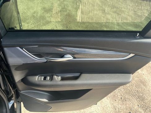 Used 2024 Cadillac XT5 Sportv w/ LPO, Floor Liner Package AWD/4WD image 30