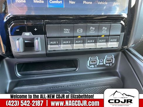 New 2024 RAM 3500 Limited image 33