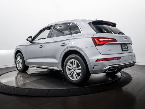 Certified 2023 Audi Q5 2.0T Premium w/ Convenience Package AWD/4WD image 5
