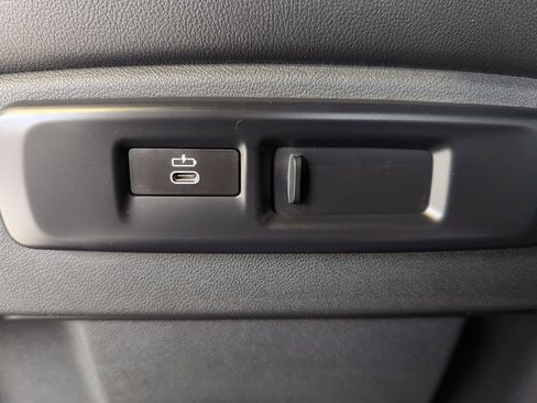 Used 2019 BMW X5 xDrive40i w/ Convenience Package image 39