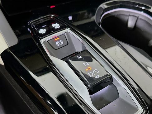 Used 2025 Audi Q5 Prestige image 22