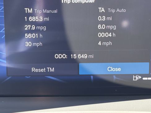 Certified 2025 Volvo XC60 B5 Plus image 22