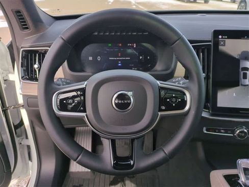 New 2026 Volvo XC90 B6 Plus image 15