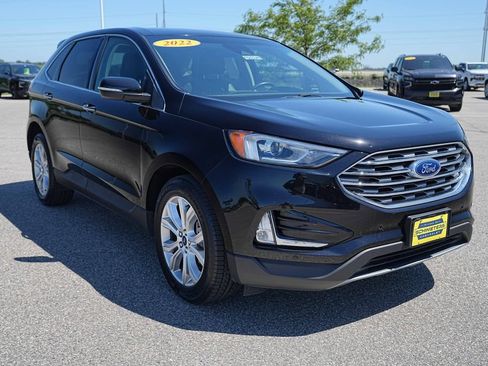 Used 2022 Ford Edge Titanium AWD/4WD image 4