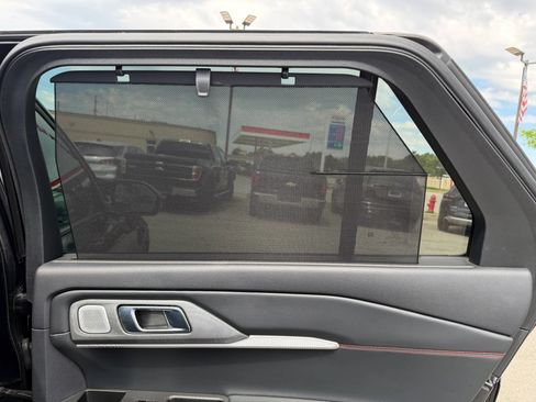 Used 2025 Ford Explorer ST AWD/4WD image 35