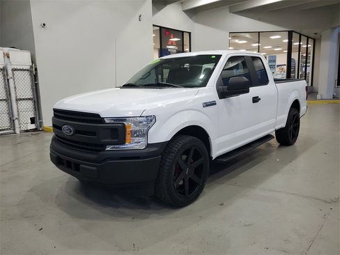 Used 2020 Ford F150 XL image 3