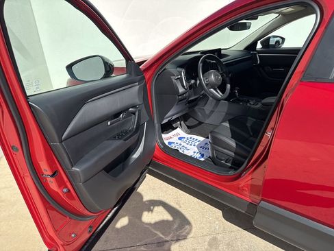 Used 2025 MAZDA CX-50 AWD 2.5 S w/ Preferred Package image 8