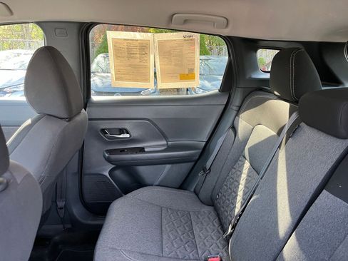 Used 2025 Nissan Kicks SV image 37