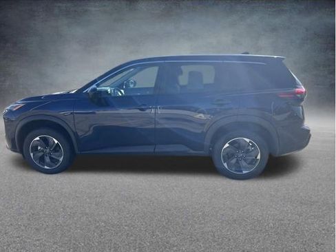 Used 2024 Nissan Rogue SV FWD image 18