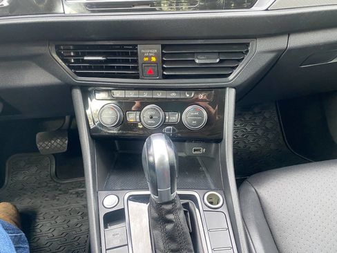 Used 2019 Volkswagen Jetta SE image 25