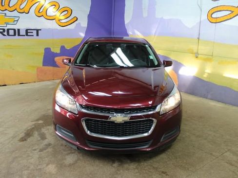 Used 2015 Chevrolet Malibu LT image 3