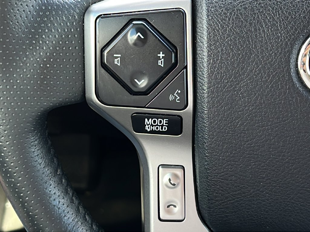 Used 2024 Toyota 4Runner SR5 AWD/4WD image 19