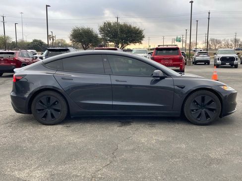 Used 2024 Tesla Model 3 Standard Range image 4