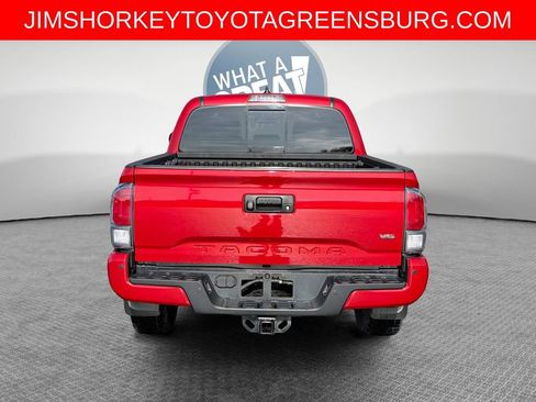 Used 2022 Toyota Tacoma TRD Off-Road w/ Technology Package AWD/4WD image 5