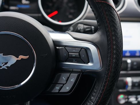 Used 2022 Ford Mustang GT RWD image 21