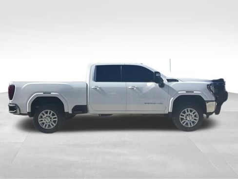 Used 2022 GMC Sierra 2500 SLE w/ SLE Value Package; AWD/4WD image 11