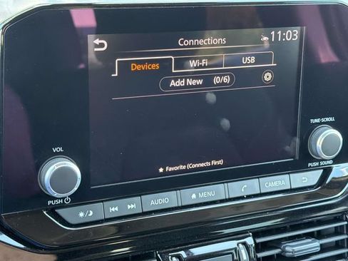 Certified 2025 Nissan Pathfinder SV FWD image 22