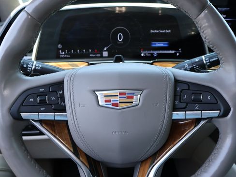 Used 2024 Cadillac Escalade ESV Sport Platinum w/ LPO, ONYX Package AWD/4WD image 16