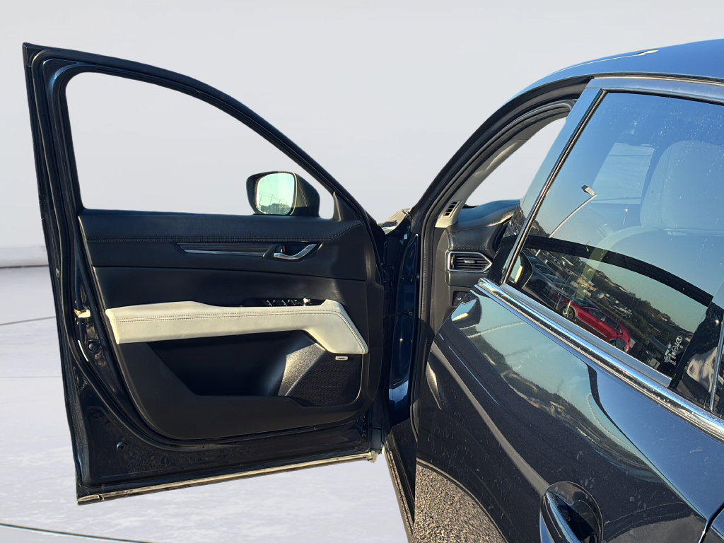 Used 2019 MAZDA CX-5 Grand Touring w/ GT Premium Package FWD image 12