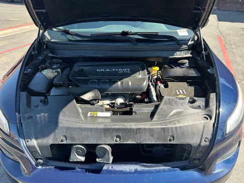Used 2016 Jeep Cherokee Sport w/ Cold Weather Group FWD image 31