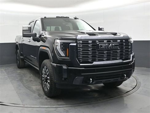 Used 2024 GMC Sierra 3500 Denali Ultimate image 10
