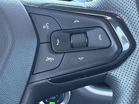 Used 2025 Chevrolet TrailBlazer LT FWD image 25
