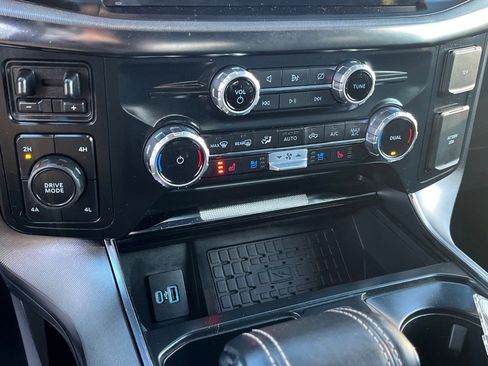 Certified 2023 Ford F150 Platinum w/ Equipment Group 701A High image 14