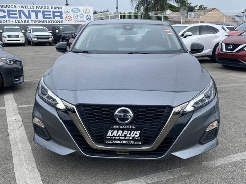 Used 2021 Nissan Altima 2.5 SR FWD image 3