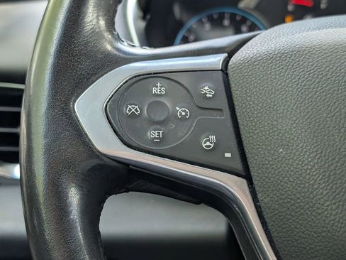 Used 2020 Chevrolet Traverse LT w/ LT Premium Package image 30