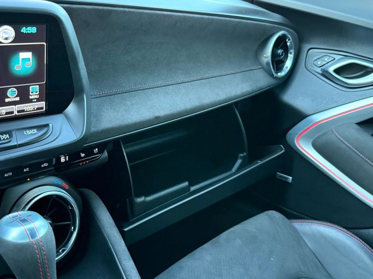 Used 2018 Chevrolet Camaro ZL1 RWD image 45