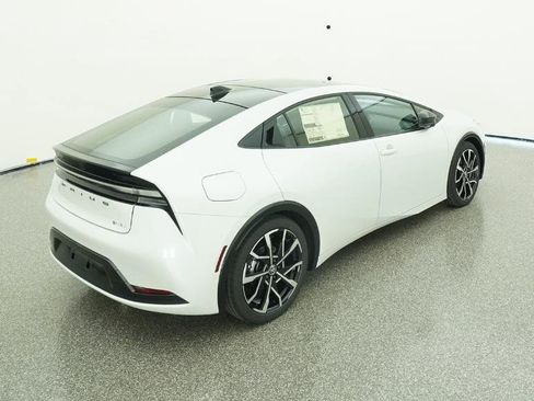 New 2026 Toyota Prius Plug-In Hybrid image 12