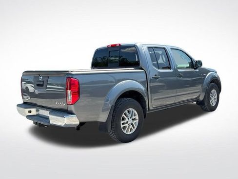 Used 2019 Nissan Frontier SV AWD/4WD image 6