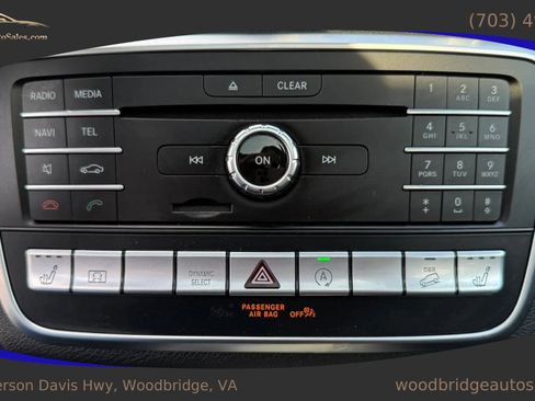 Used 2019 Mercedes-Benz GLA 250 4MATIC image 25