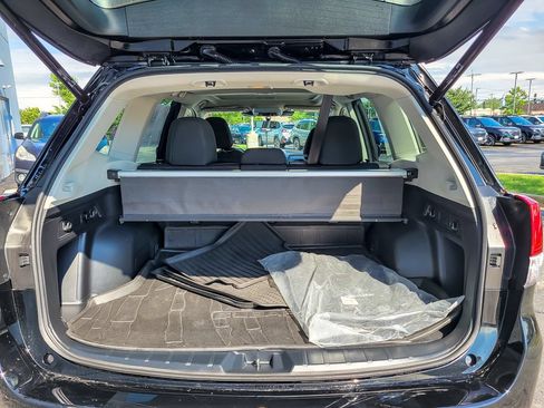 Certified 2023 Subaru Forester Premium AWD/4WD image 18