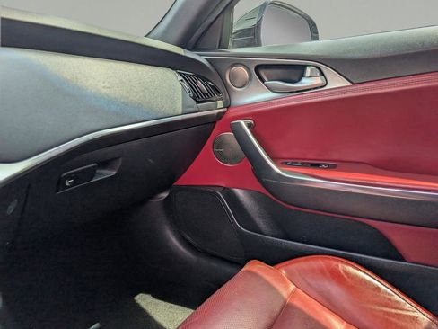 Used 2021 Kia Stinger GT2 RWD image 31