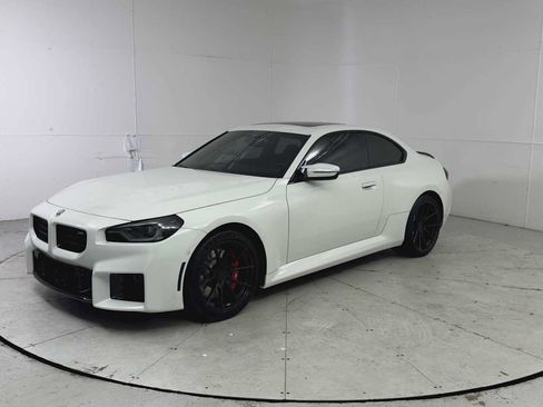 Used 2023 BMW M2 w/ Lighting Package image 8