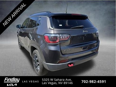 Used 2019 Jeep Compass Trailhawk AWD/4WD image 5