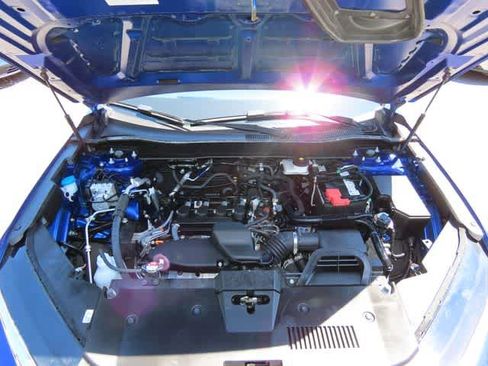 Used 2024 Honda CR-V EX-L image 10