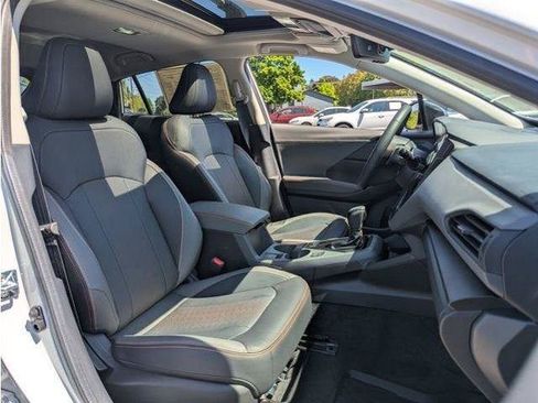 Certified 2025 Subaru Crosstrek 2.5i Limited w/ Popular Package #3A AWD/4WD image 75