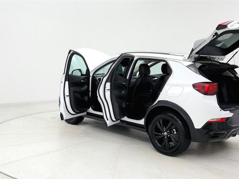 Used 2024 Buick Encore GX Sport Touring AWD/4WD image 10