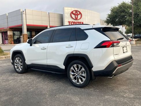Used 2025 Toyota RAV4 Limited FWD image 7