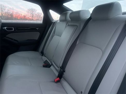 Certified 2025 Honda Civic Sport Touring image 27