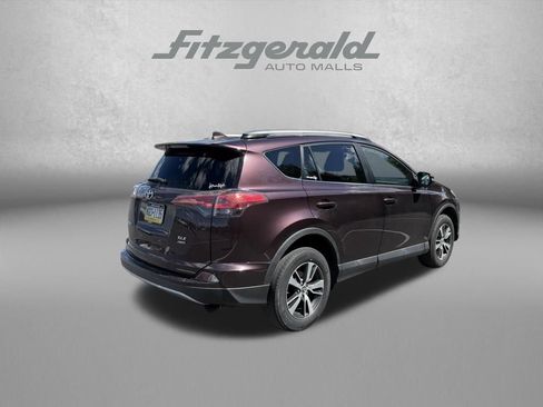Used 2018 Toyota RAV4 XLE w/ Plus Extra Value Package AWD/4WD image 7
