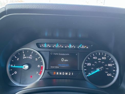 Used 2019 Ford F350 XLT w/ XLT Premium Package image 17