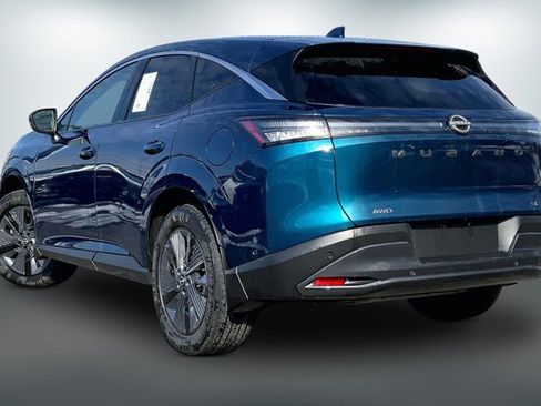 Used 2025 Nissan Murano SL image 10