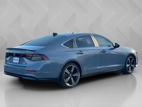 Used 2023 Honda Accord Sport image 5